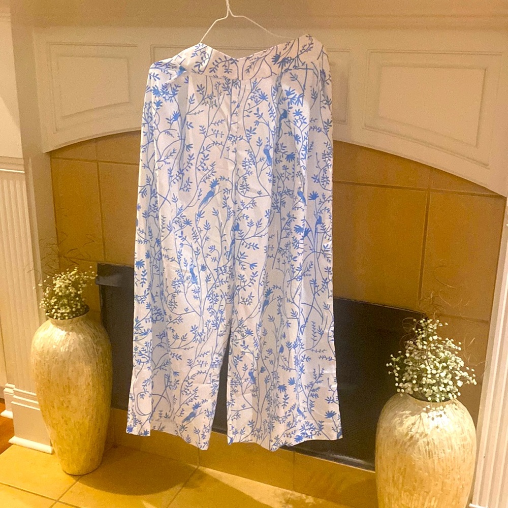 New w/o tags wide leg pants beautiful on L/XL snug in waist pet/smoke free